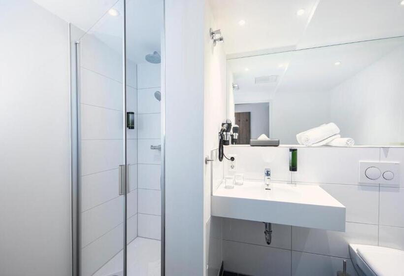 חדר משפחתי, Achat Hotel Stuttgart Zuffenhausen