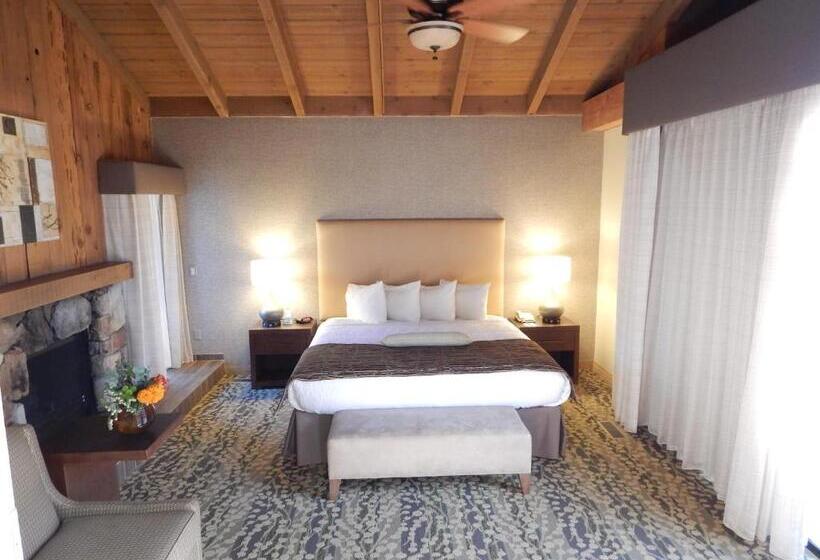 سوئیت با تخت بزرگ, Best Western The Inn & Suites Pacific Grove