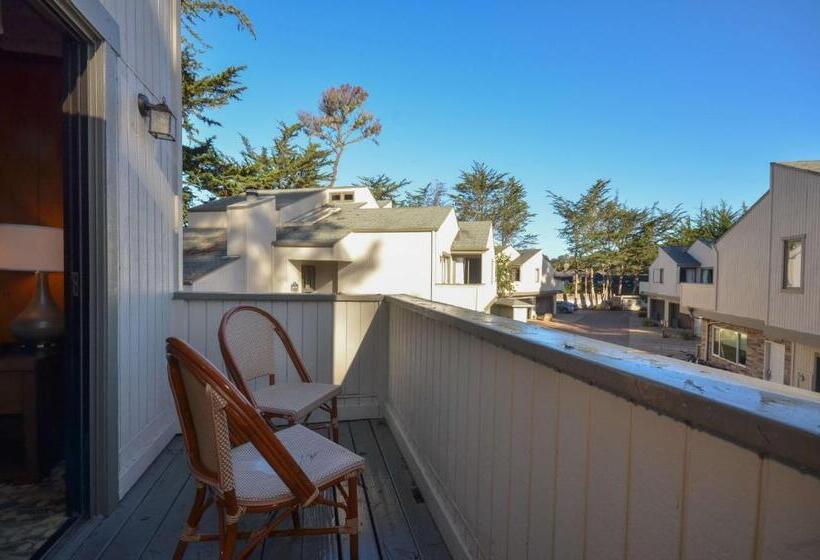 اتاق استاندارد با تخت بزرگ, Best Western The Inn & Suites Pacific Grove