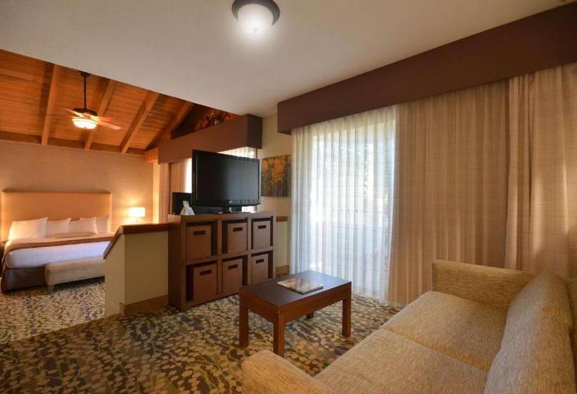 سوئیت با تخت بزرگ, Best Western The Inn & Suites Pacific Grove