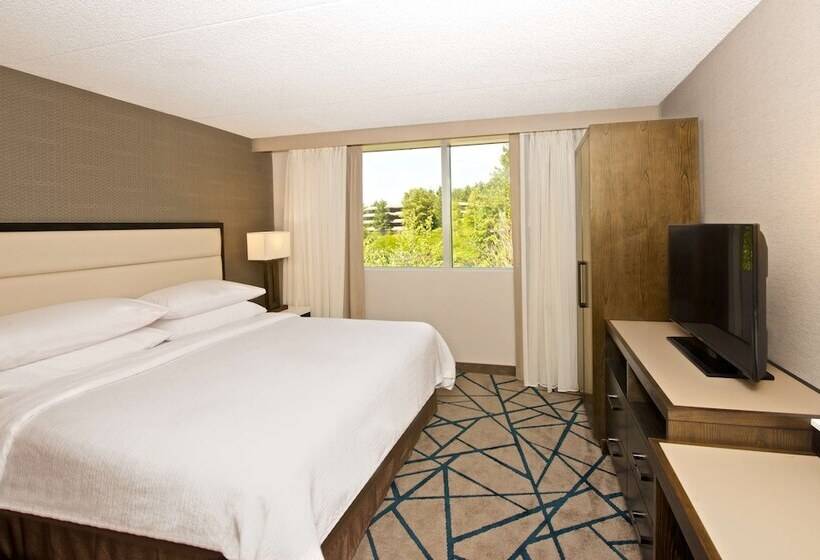 Premium Suite, Embassy Suites By Hilton Seattle Bellevue