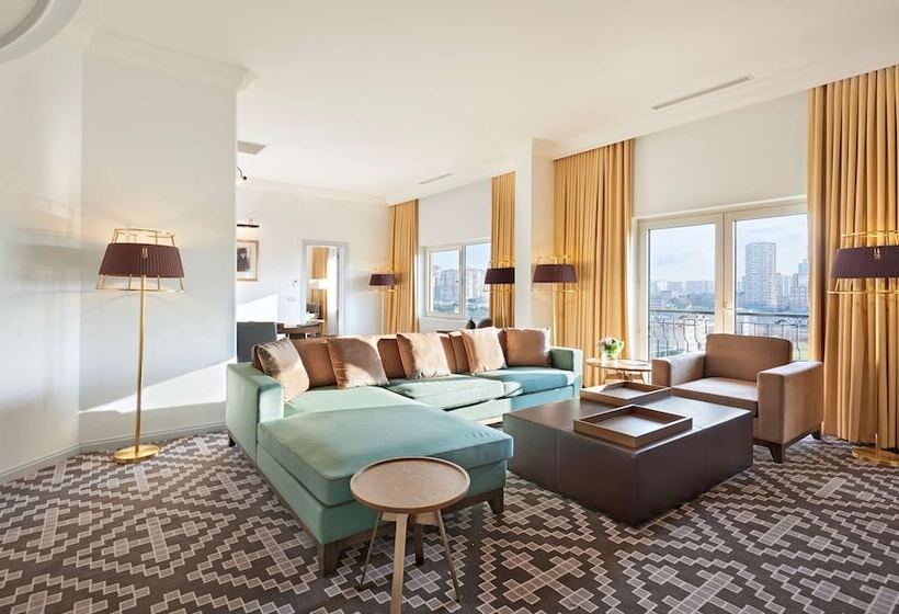 Suite Ejecutiva, Hyatt Regency Baku