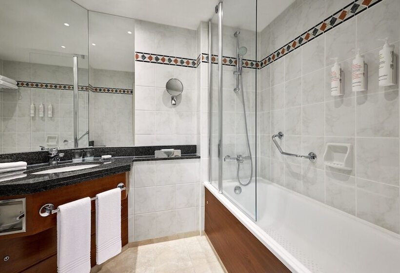Семейный Номер, Leipzig Marriott