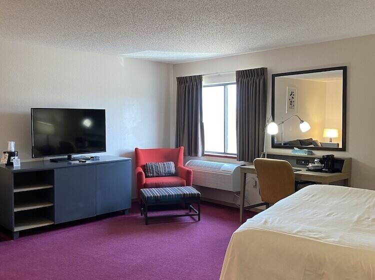 سوئیت با تخت بزرگ, Pictured Rocks Inn And Suites