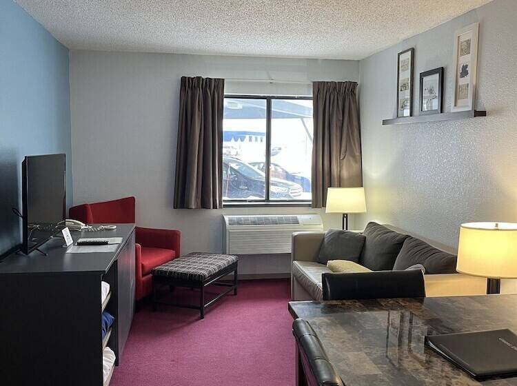 سوییت, Pictured Rocks Inn And Suites