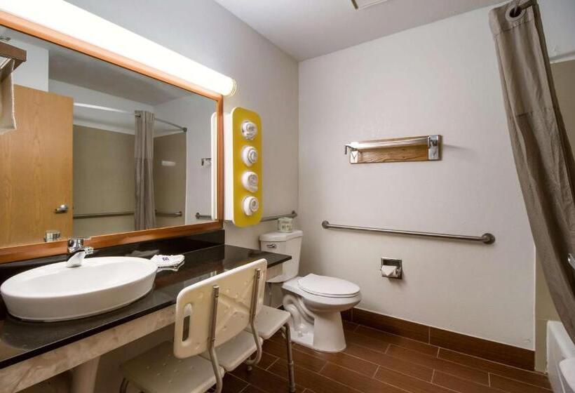 اتاق استاندارد چهار تخته, Motel 6 Davenport, Ia
