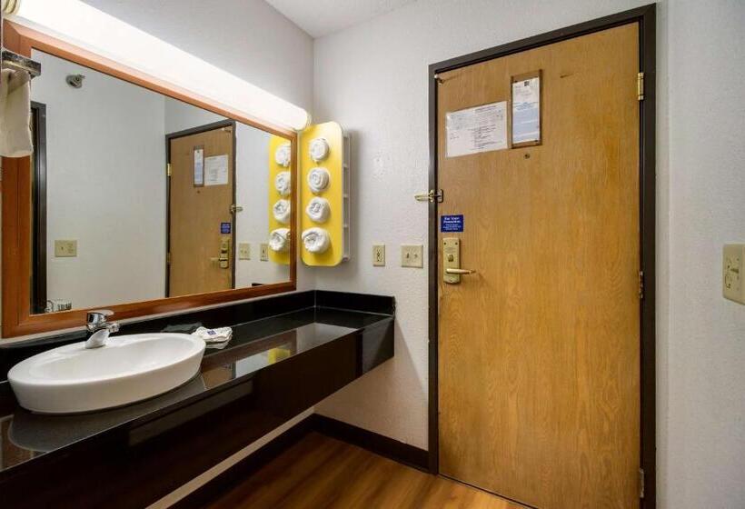 اتاق استاندارد چهار تخته, Motel 6 Davenport, Ia