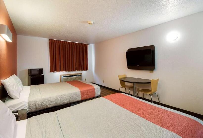 اتاق استاندارد چهار تخته, Motel 6 Davenport, Ia