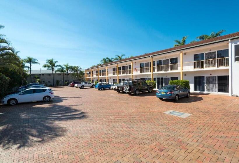 سوئیت با وان آب گرم, The Beach Motel Hervey Bay