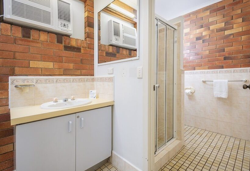 اتاق اکونومی, The Beach Motel Hervey Bay