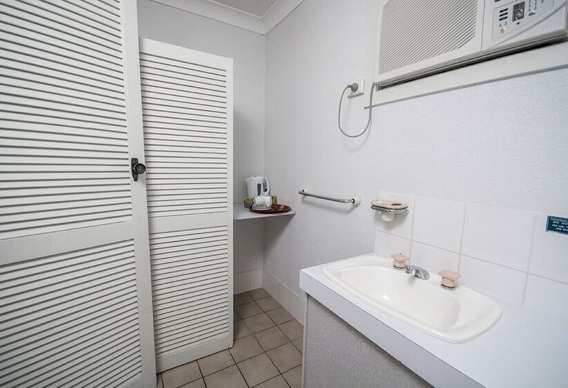 Quarto Economy, The Beach Motel Hervey Bay