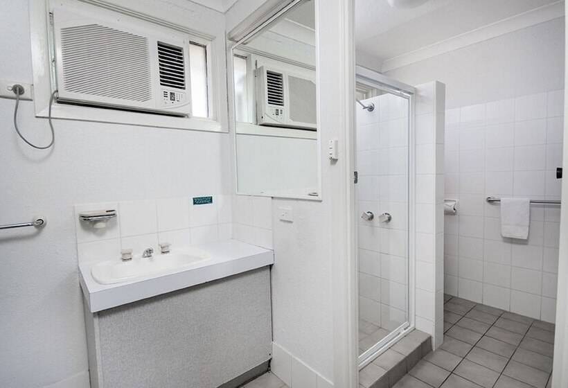 اتاق اکونومی, The Beach Motel Hervey Bay