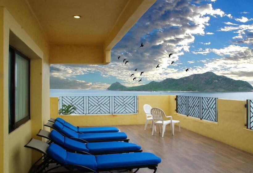سوئیت 2 خوابه, Royal Villas Resort
