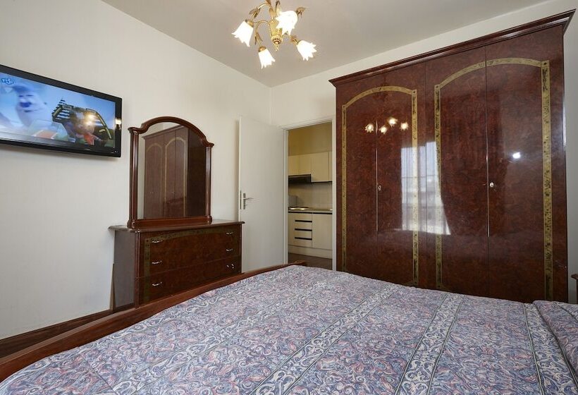 Senior Suite, Zoukotel