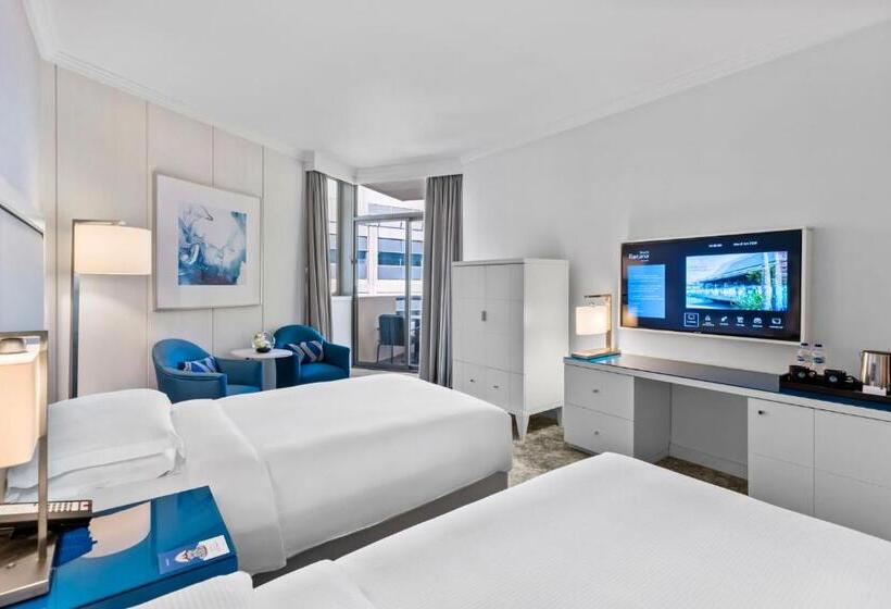 اتاق استاندارد با بالکن و چشم‌انداز دریا, Beach Rotana   Abu Dhabi