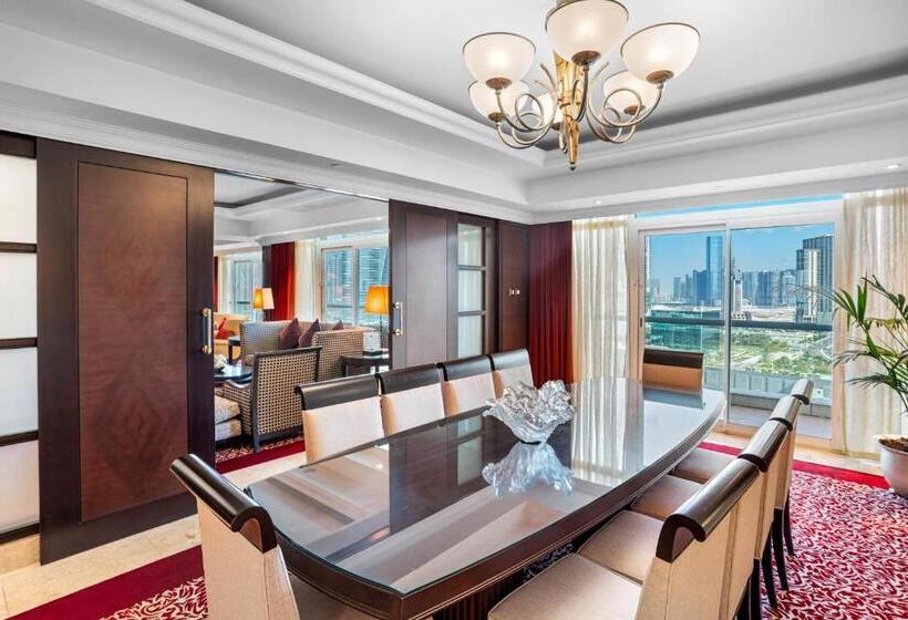 سوئیت رویال, Beach Rotana   Abu Dhabi
