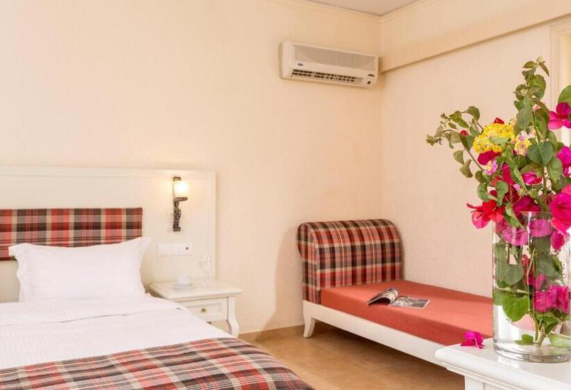 ویلای استاندارد با چشم‌انداز باغ, Civitel Creta Beach