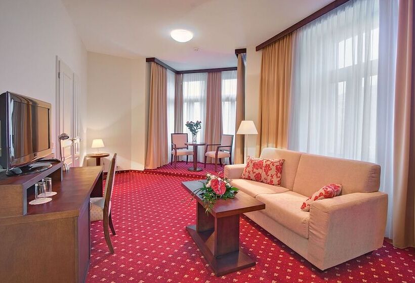 سوییت جونیور, Clarion Grandhotel Zlaty Lev