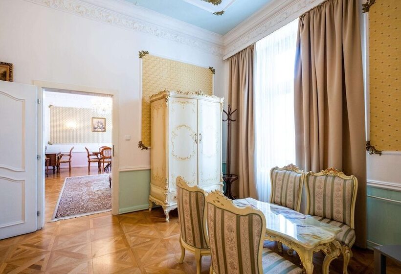 سوییت جونیور, Clarion Grandhotel Zlaty Lev