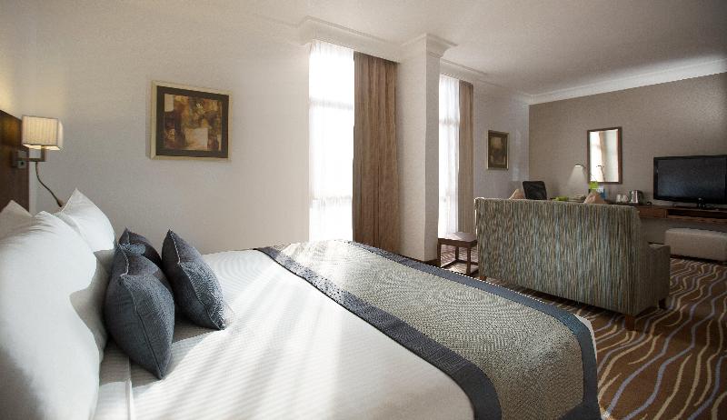 سوئیت پریمیوم, Copthorne Downtown By Millennium
