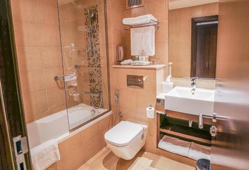 اتاق لوکس با تخت بزرگ, Copthorne Downtown By Millennium