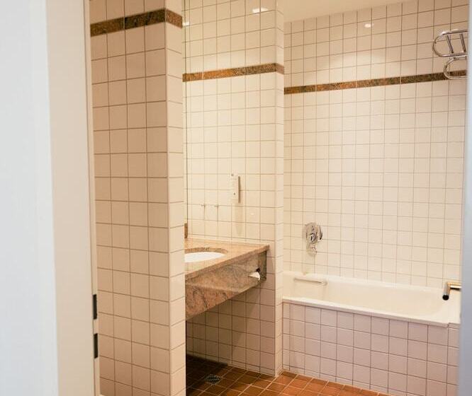 اتاق استاندارد, Dom Hotel Limburg