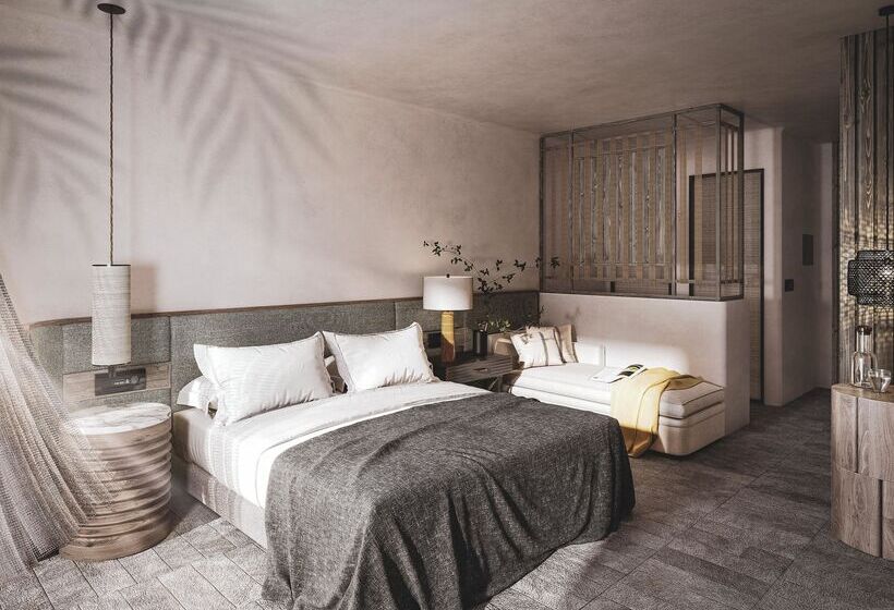 Quarto Familiar, Grecian Sands