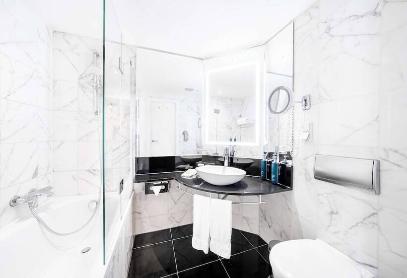 اتاق لوکس, Hilton Berlin
