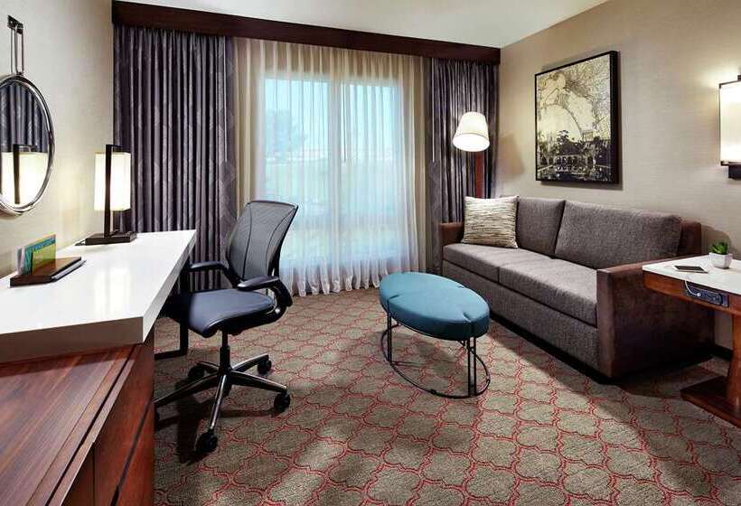 اتاق لوکس با تخت بزرگ, Hilton Berlin