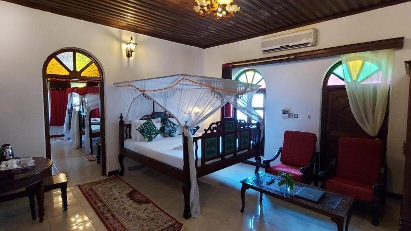 سوییت سوپریور, Horizon Palace