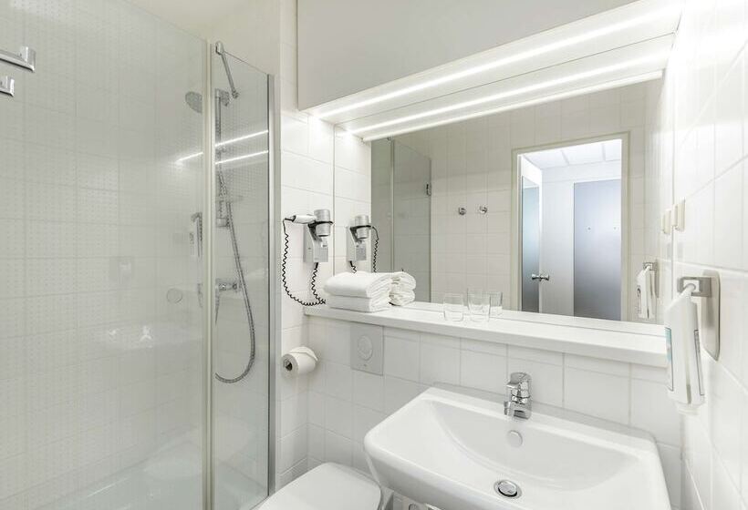 اتاق استاندارد, Ibis Hotel Hamburg Alster Centrum