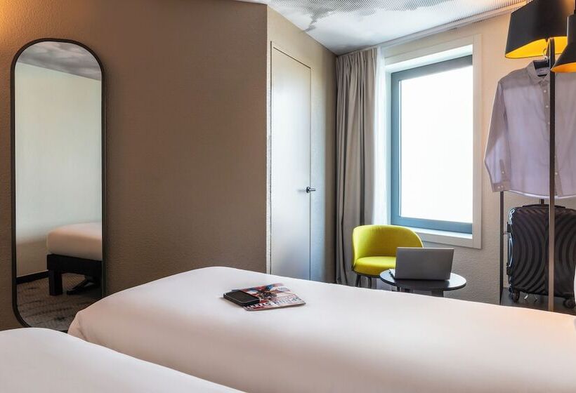 Quarto standard, Ibis Paris Coeur D'Orly Airport