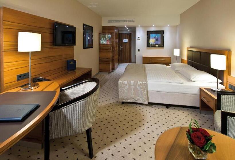 اتاق کلاسیک, Maritim Hotel Bad Homburg