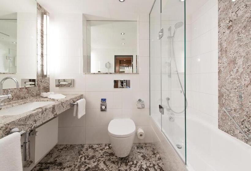 اتاق سوپریور, Maritim Hotel Bad Homburg