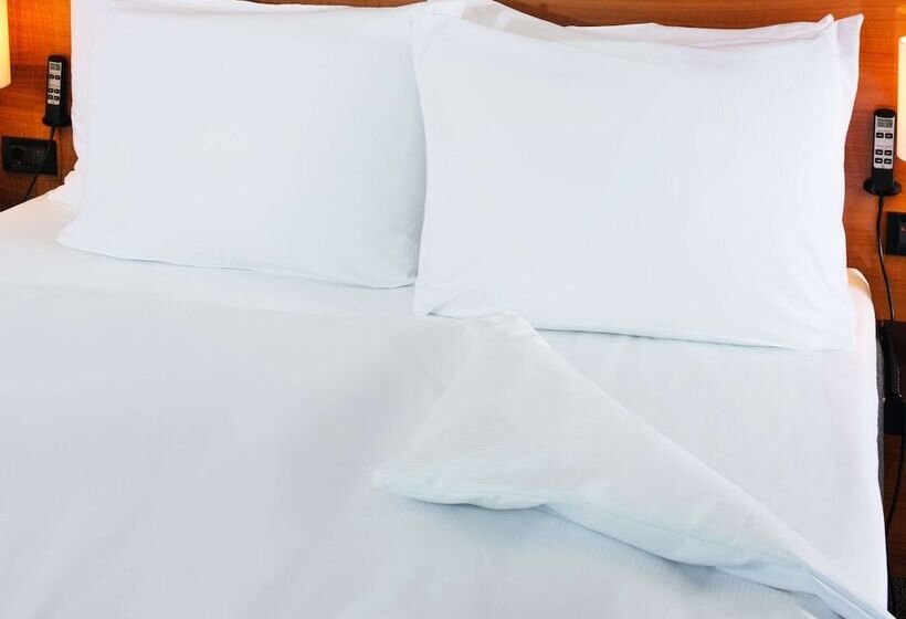 اتاق پرمیوم, Mövenpick Hotel Zürich Regensdorf