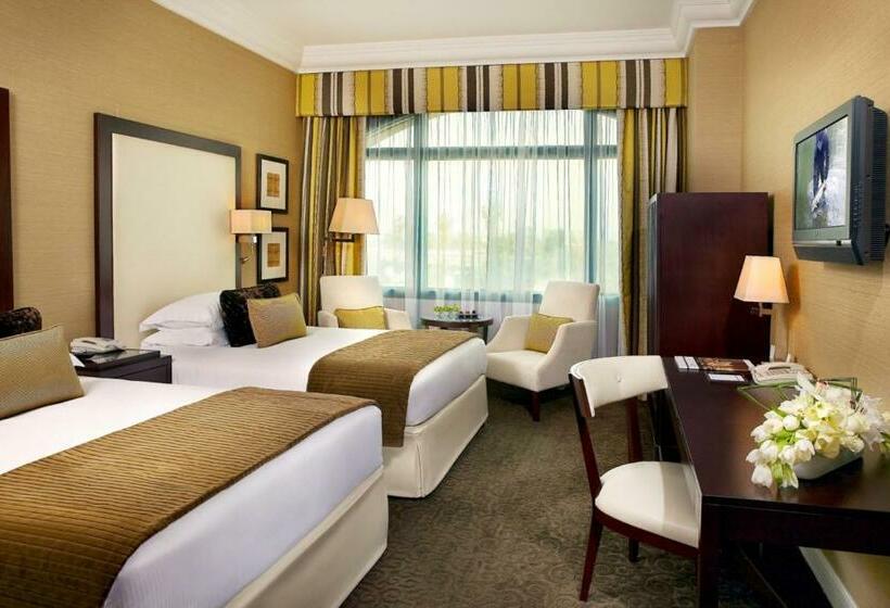 اتاق کلاسیک با تخت دونفره, Mövenpick Grand Al Bustan