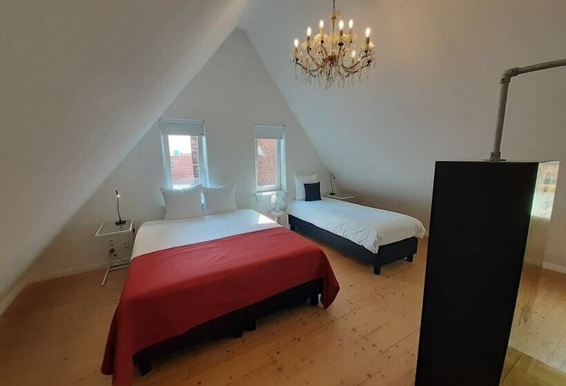 1 Bedroom Duplex Apartment, O Kathedral