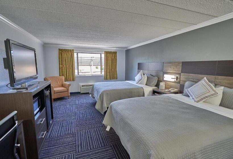 Quarto deluxe, The Admiralty Inn & Suites