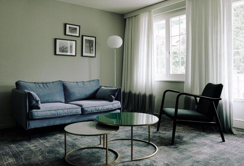 Junior Suite, The Cambrian