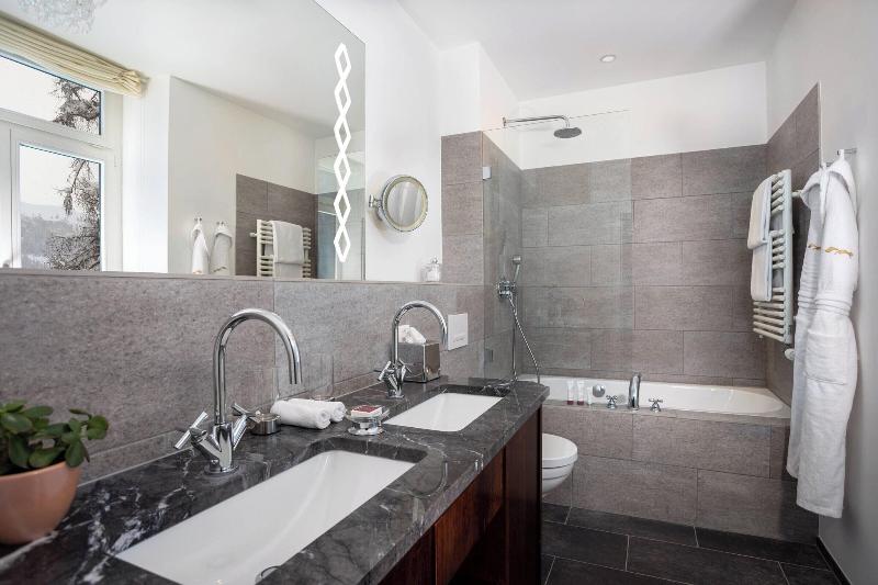 Deluxe Room Mountain View, Waldhaus Flims Wellness Resort, Autograph Collection