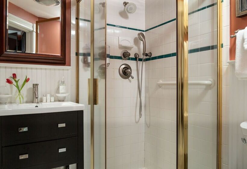 اتاق استاندارد با تخت دوبل, White Doe Inn Bed & Breakfast