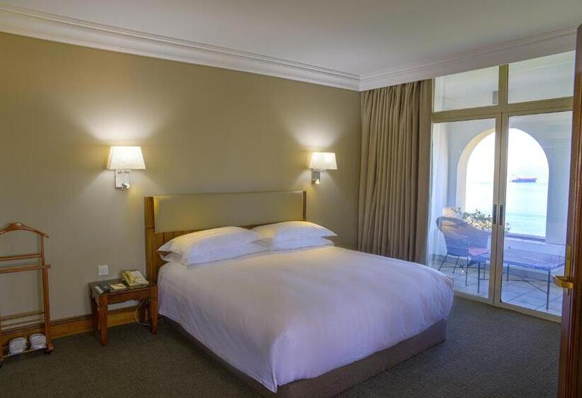 سوئیت رویال, Portemilio Hotel & Resort