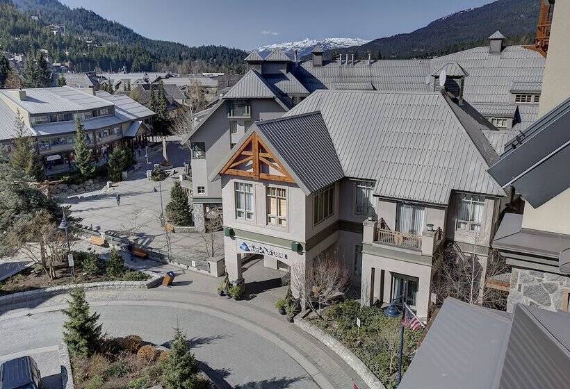 Estudio Estándar, Whistler Peak Lodge