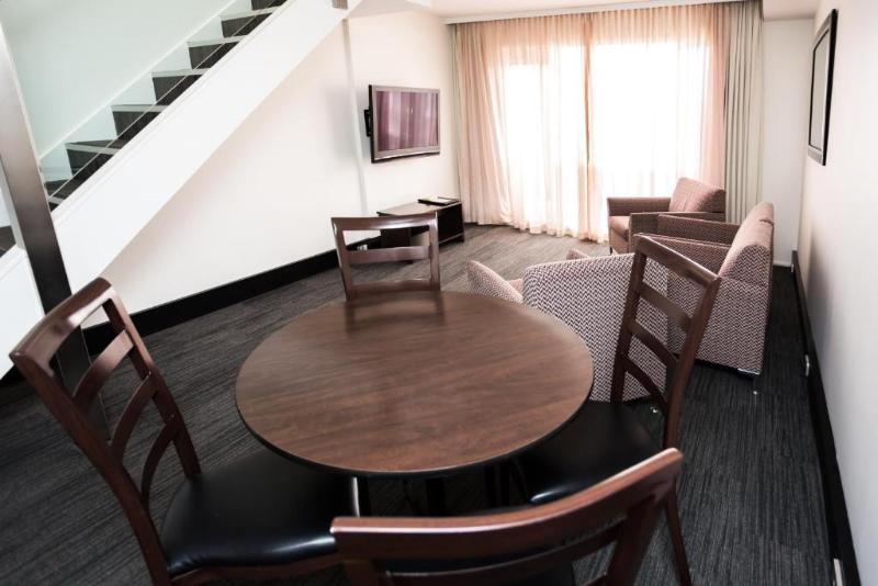 آپارتمان لوکس 2 خوابه, St Ives Apartments