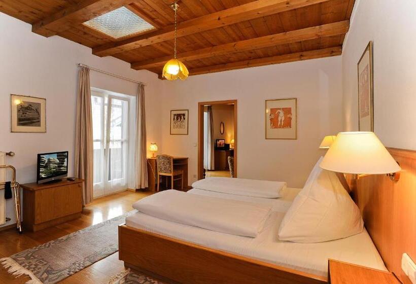 سوئیت با بالکن, Stoll S Hotel Alpina