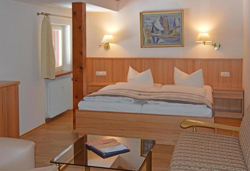 Quarto Familiar, Stoll S Hotel Alpina