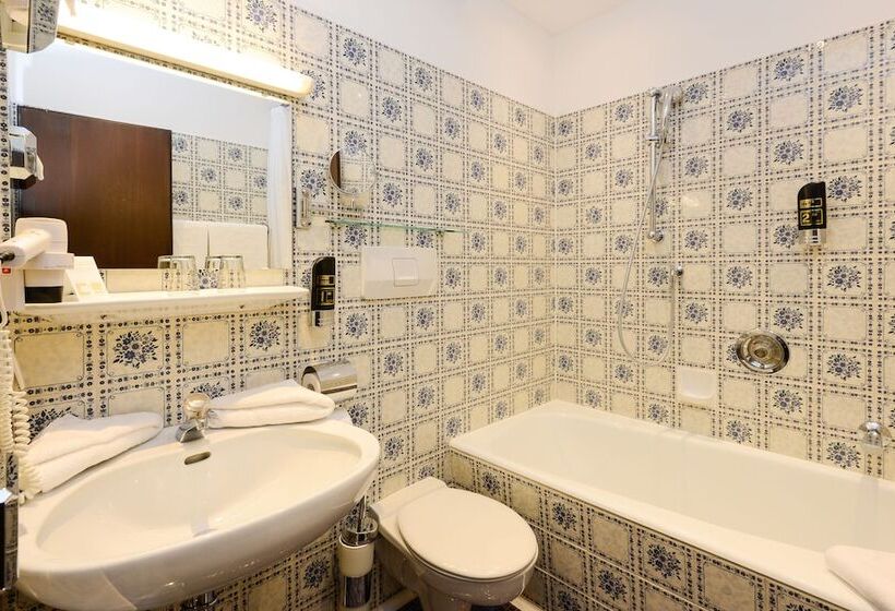 اتاق استاندارد, Stoll S Hotel Alpina