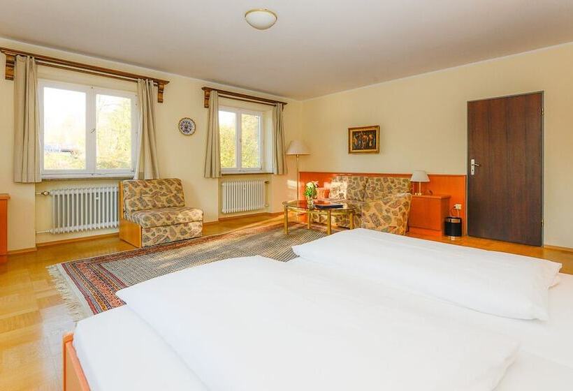 اتاق خانوادگی, Stoll S Hotel Alpina
