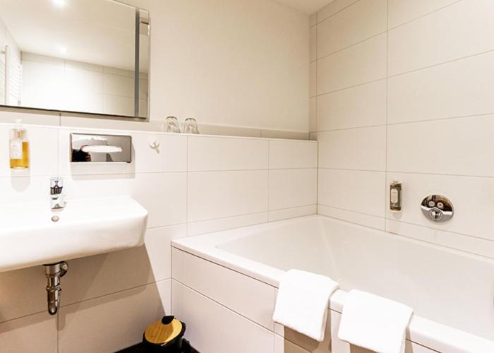 سوییت جونیور, Waldhotel Eiche