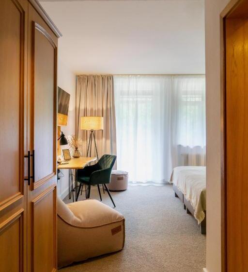 اتاق استاندارد با بالکن, Waldhotel Eiche